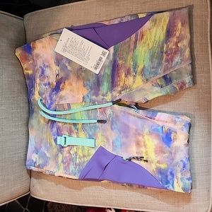 Lululemon Cargo SHR Hiking Leggings